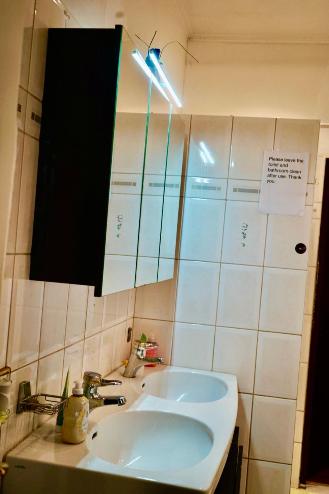 Schoepfwerk Hostel 10 비엔나 외부 사진